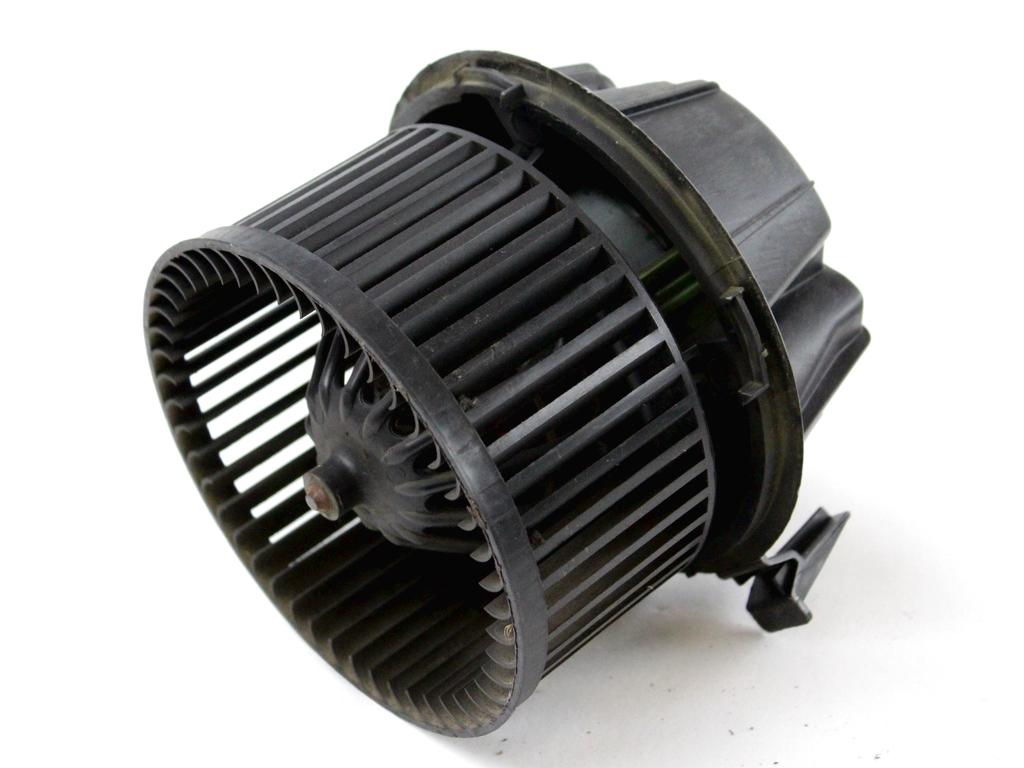 VENTILATOR  KABINE  OEM N. 6001547487 ORIGINAL REZERVNI DEL DACIA DUSTER HS (2010 - 2017) DIESEL LETNIK 2010