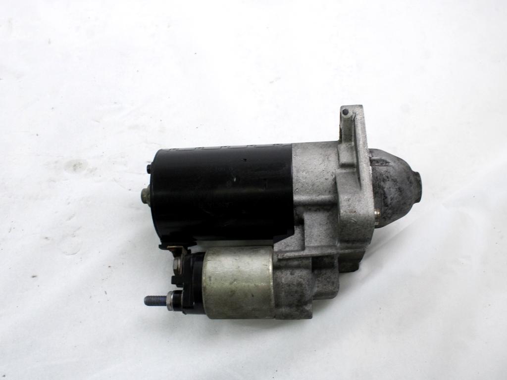 ZAGANJAC MOTORJA  OEM N. 51804744 ORIGINAL REZERVNI DEL FIAT 500 CINQUECENTO 312 MK3 (2007 - 2015) BENZINA LETNIK 2010