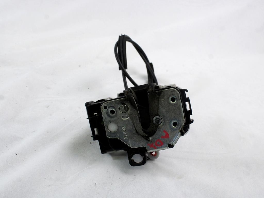 CENTRALNI ZAKLEP SPREDNJIH VRAT  OEM N. 51827594 ORIGINAL REZERVNI DEL FIAT 500 CINQUECENTO 312 MK3 (2007 - 2015) BENZINA LETNIK 2010