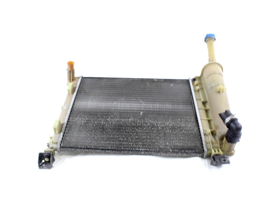 RADIATOR VODE OEM N. 51934449 ORIGINAL REZERVNI DEL FIAT 500 CINQUECENTO 312 MK3 (2007 - 2015) BENZINA LETNIK 2010