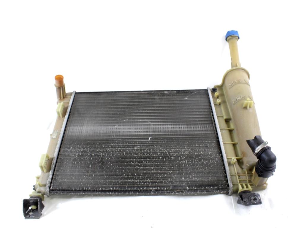 RADIATOR VODE OEM N. 51934449 ORIGINAL REZERVNI DEL FIAT 500 CINQUECENTO 312 MK3 (2007 - 2015) BENZINA LETNIK 2010