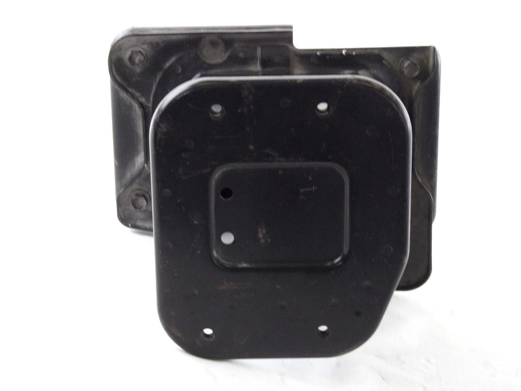 96448102 SUPPORTO STAFFA TRAVERSA PARAURTI ANTERIORE LATO DESTRO OPEL ANTARA 2.0 4X4 110KW 5P D 5M (2007) RICAMBIO NUOVO