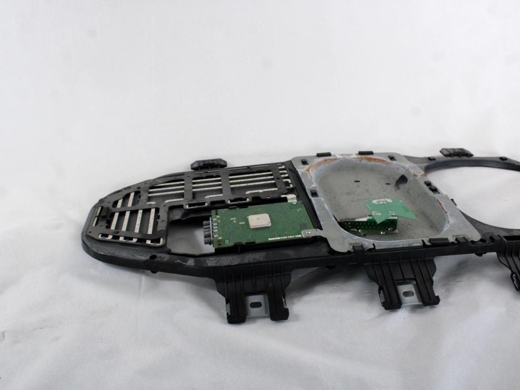 ANTENA ZA NAVIGACIJO / GPS OEM N. A2518202275 ORIGINAL REZERVNI DEL MERCEDES CLASSE R W251 (2005 - 2010)DIESEL LETNIK 2007