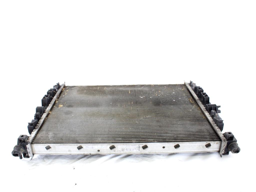 RADIATOR VODE OEM N. A2515000304 ORIGINAL REZERVNI DEL MERCEDES CLASSE R W251 (2005 - 2010)DIESEL LETNIK 2007