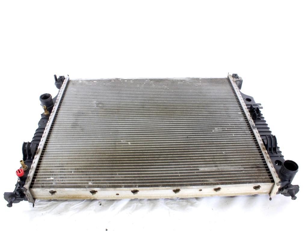 RADIATOR VODE OEM N. A2515000304 ORIGINAL REZERVNI DEL MERCEDES CLASSE R W251 (2005 - 2010)DIESEL LETNIK 2007