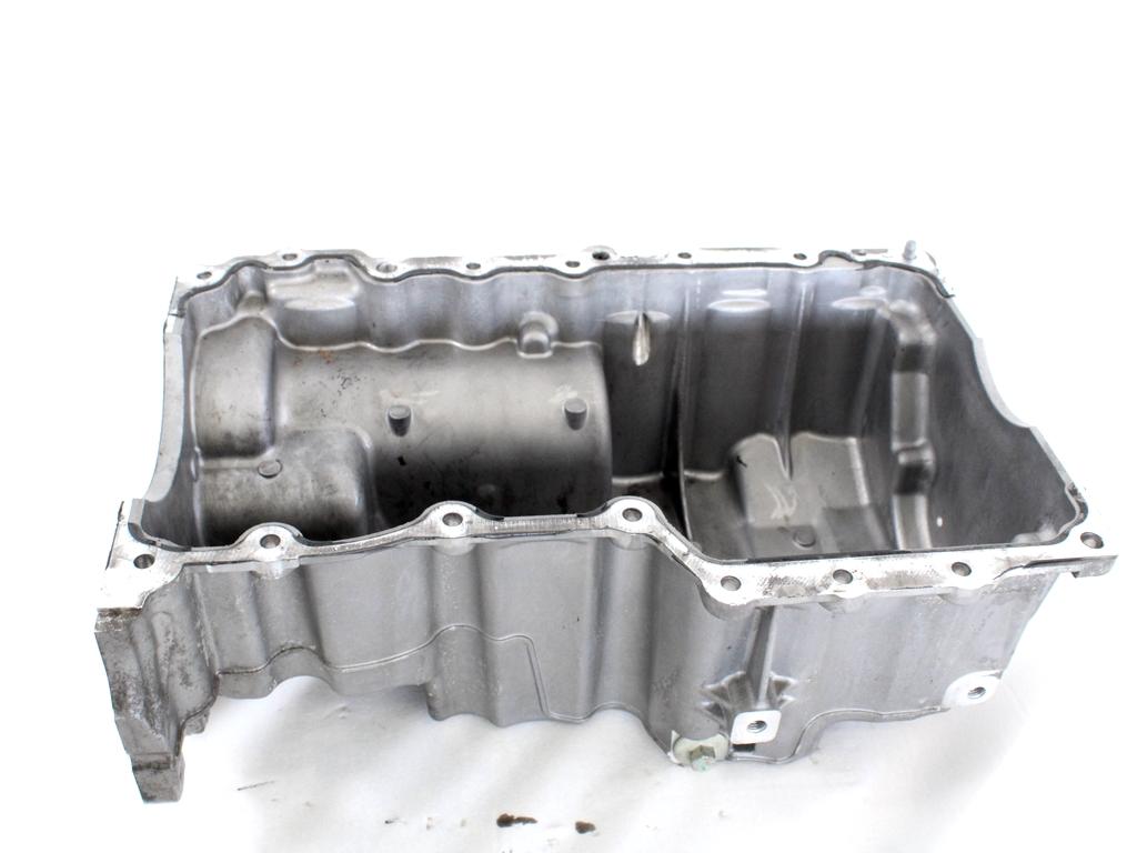 POSODA ZA OLJE/KARTER OLJA OEM N. G4D3-6706-DB ORIGINAL REZERVNI DEL LAND ROVER RANGE ROVER EVOQUE L538 R (2016 - 2019)DIESEL LETNIK 2017