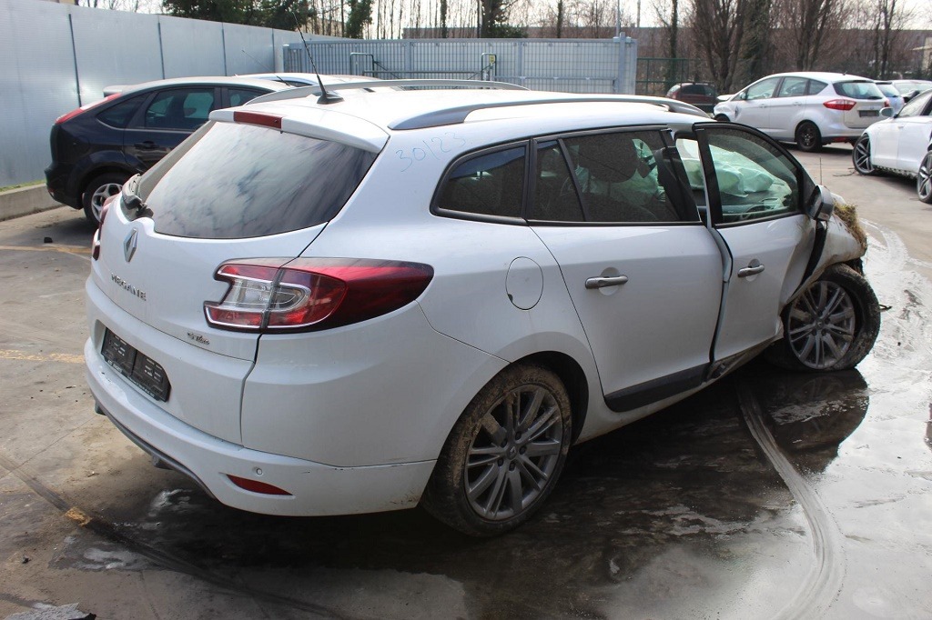 RENAULT MEGANE 3 SW 1.5 D 81KW 6M 5P (2011) RICAMBI IN MAGAZZINO