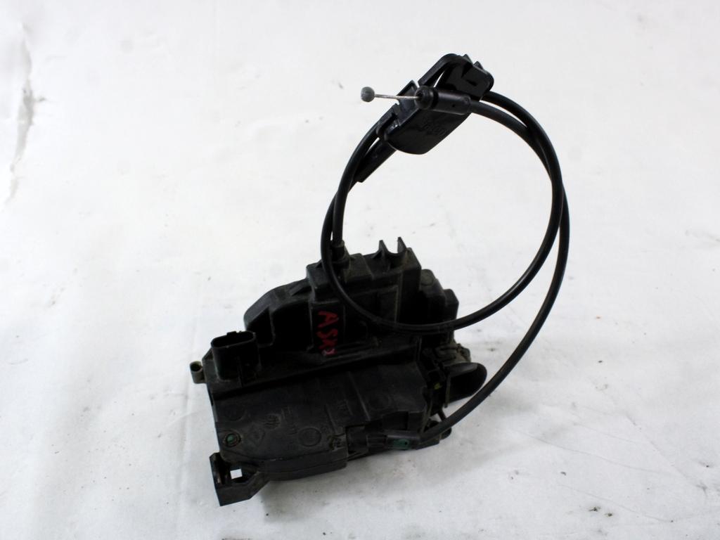 CENTRALNO ZAKLEPANJE PREDNIH LEVIH VRAT OEM N. 8200300123 ORIGINAL REZERVNI DEL RENAULT CLIO BR0//1 CR0/1 KR0/1 MK3 R (05/2009 - 2013) BENZINA LETNIK 2012