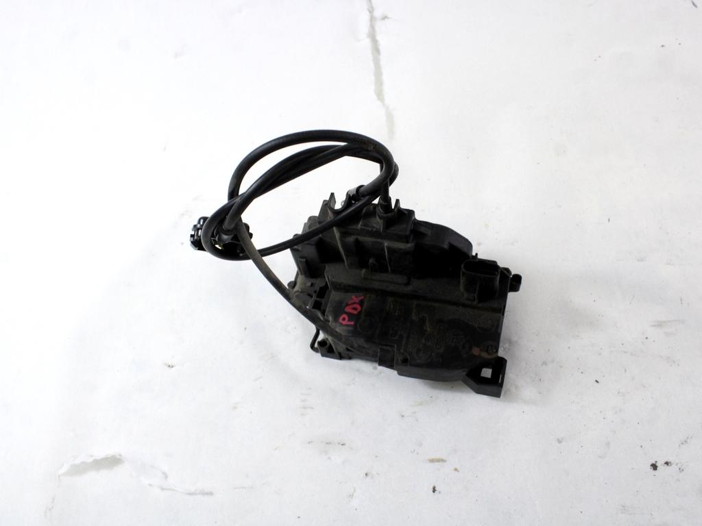 CENTRALNO ZAKLEPANJE ZADNJIH DESNIH VRAT OEM N. 8200300129 ORIGINAL REZERVNI DEL RENAULT CLIO BR0//1 CR0/1 KR0/1 MK3 R (05/2009 - 2013) BENZINA LETNIK 2012