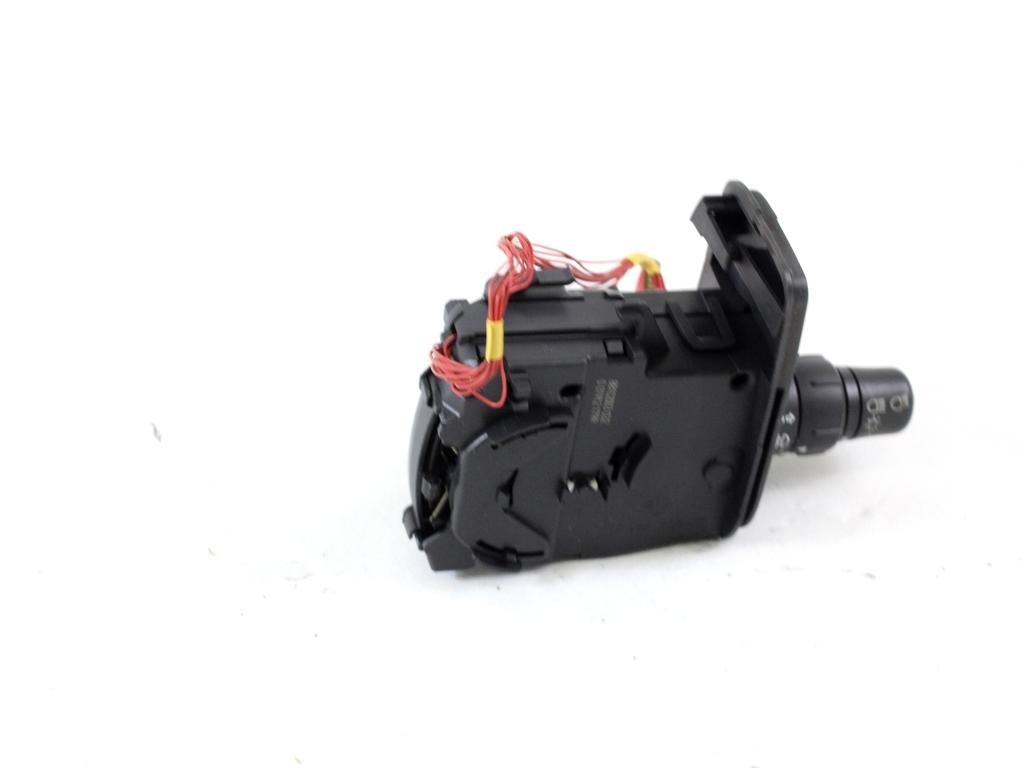 OBVOLANSKO STIKALO OEM N. 8201590638 ORIGINAL REZERVNI DEL RENAULT CLIO BR0//1 CR0/1 KR0/1 MK3 R (05/2009 - 2013) BENZINA LETNIK 2012