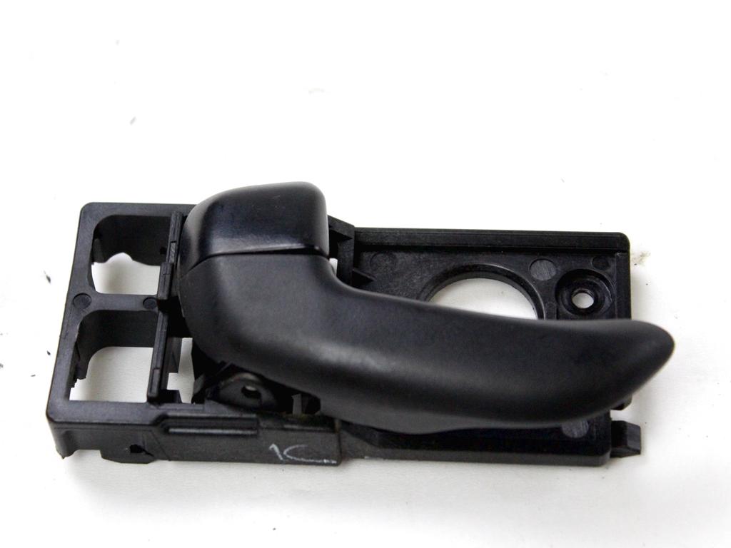 NOTRANJA KLJUKA  OEM N. 826130X000 ORIGINAL REZERVNI DEL HYUNDAI I10 PA MK1 R (2010- 2013) BENZINA LETNIK 2011