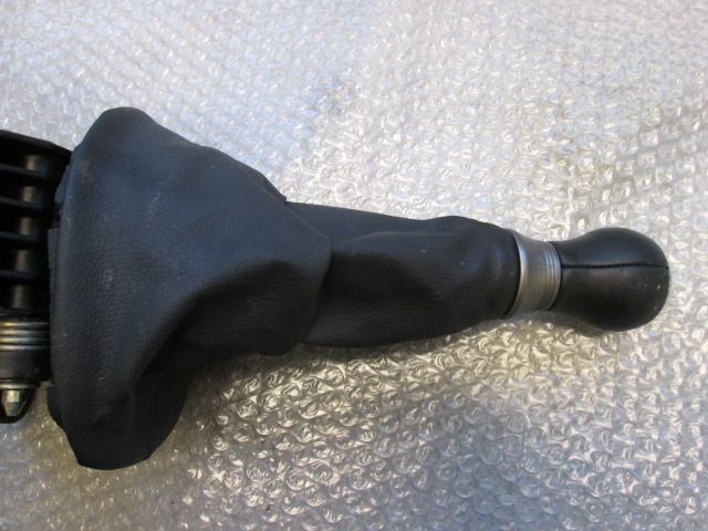 MEHANIZEM VZVODA ROCNEGA MENJALNIKA OEM N. 588080D120B0 ORIGINAL REZERVNI DEL TOYOTA YARIS P9 MK2 R (2009 - 2011)BENZINA LETNIK 2011