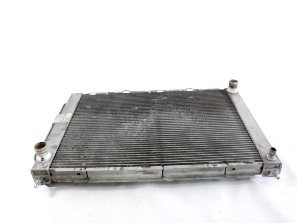 RADIATOR VODE OEM N. 8200688382 ORIGINAL REZERVNI DEL RENAULT CLIO BR0//1 CR0/1 KR0/1 MK3 R (05/2009 - 2013) BENZINA LETNIK 2012