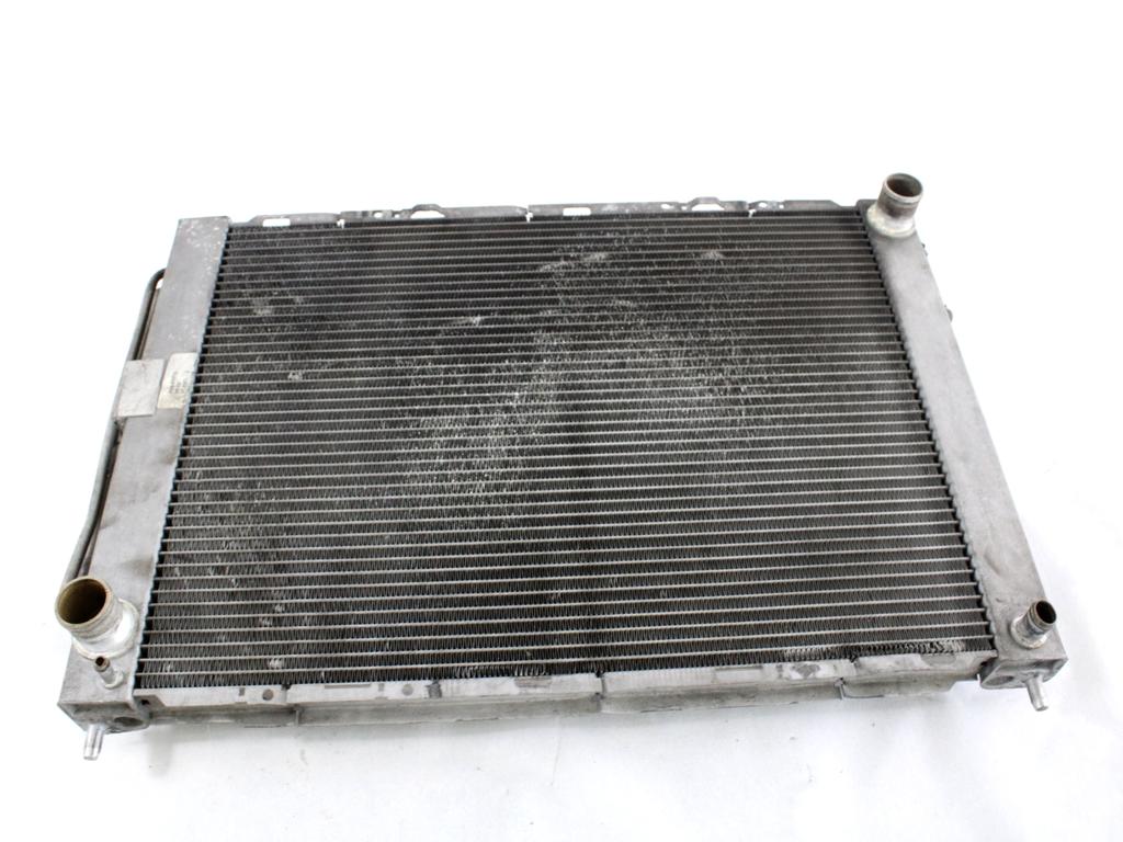 RADIATOR VODE OEM N. 8200688382 ORIGINAL REZERVNI DEL RENAULT CLIO BR0//1 CR0/1 KR0/1 MK3 R (05/2009 - 2013) BENZINA LETNIK 2012