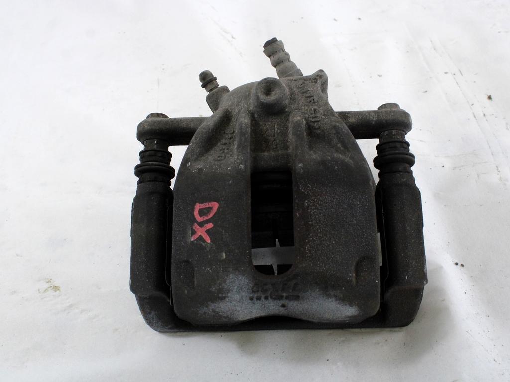 SPREDNJE DESNE ZAVORNE CELJUSTI  OEM N. 7701208333 ORIGINAL REZERVNI DEL RENAULT CLIO BR0//1 CR0/1 KR0/1 MK3 R (05/2009 - 2013) BENZINA LETNIK 2012