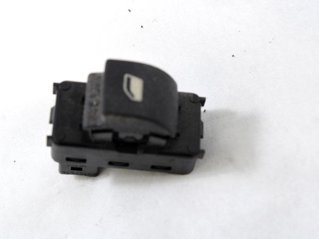 ZADNJE STIKALO OEM N. 96548609 ORIGINAL REZERVNI DEL CITROEN C3 PICASSO MK1 (2009 - 2012) DIESEL LETNIK 2010