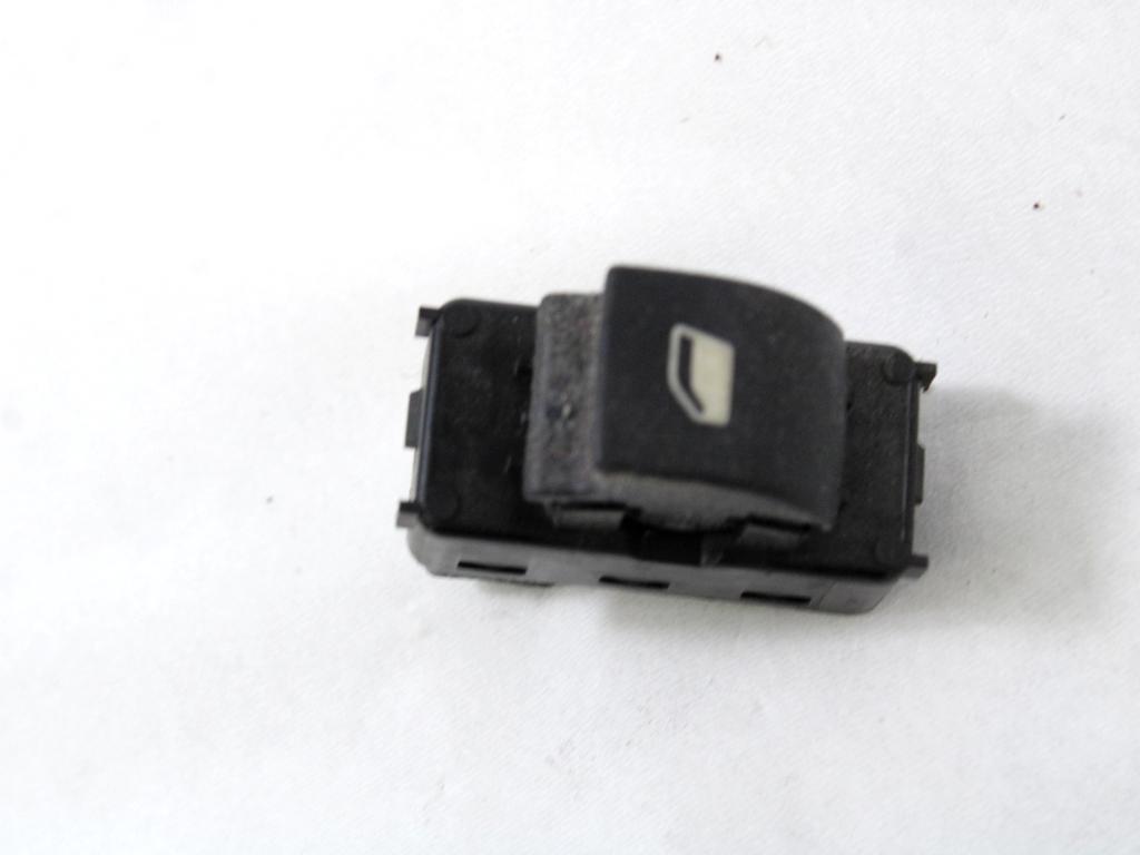 ZADNJE STIKALO OEM N. 96548609 ORIGINAL REZERVNI DEL CITROEN C3 PICASSO MK1 (2009 - 2012) DIESEL LETNIK 2010