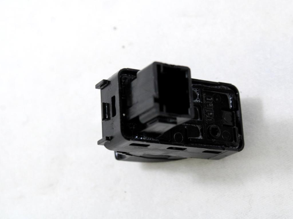 ZADNJE STIKALO OEM N. 96548609 ORIGINAL REZERVNI DEL CITROEN C3 PICASSO MK1 (2009 - 2012) DIESEL LETNIK 2010