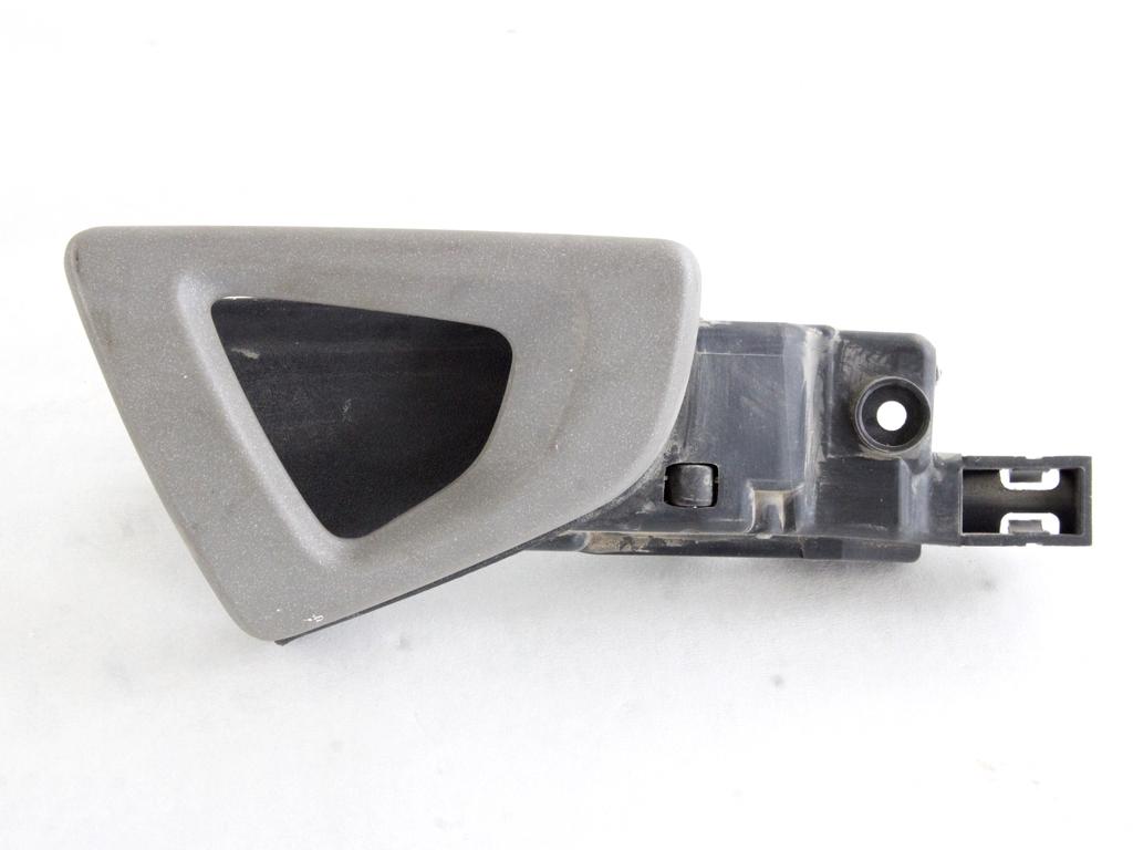 NOTRANJA KLJUKA  OEM N. A4547600261 ORIGINAL REZERVNI DEL SMART FORFOUR 454 MK1 (2004 - 2006) BENZINA LETNIK 2005