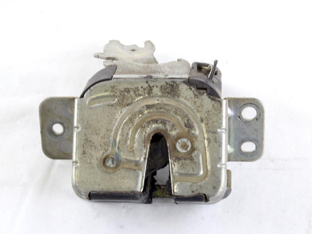 ZAKLEPANJE PRTLJA?NIH VRAT  OEM N. A4547400035 ORIGINAL REZERVNI DEL SMART FORFOUR 454 MK1 (2004 - 2006) BENZINA LETNIK 2005