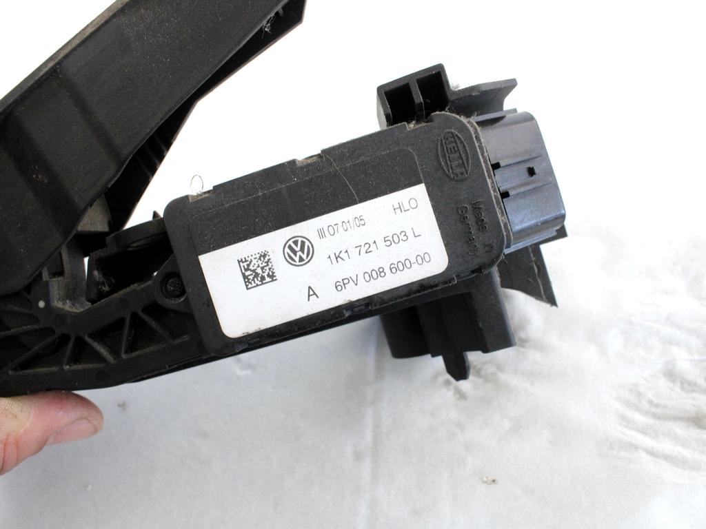 PEDALI OEM N. 1K1721503L ORIGINAL REZERVNI DEL VOLKSWAGEN GOLF V 1K1 1K5 MK5 BER/SW (02/2004-11/2008) DIESEL LETNIK 2005