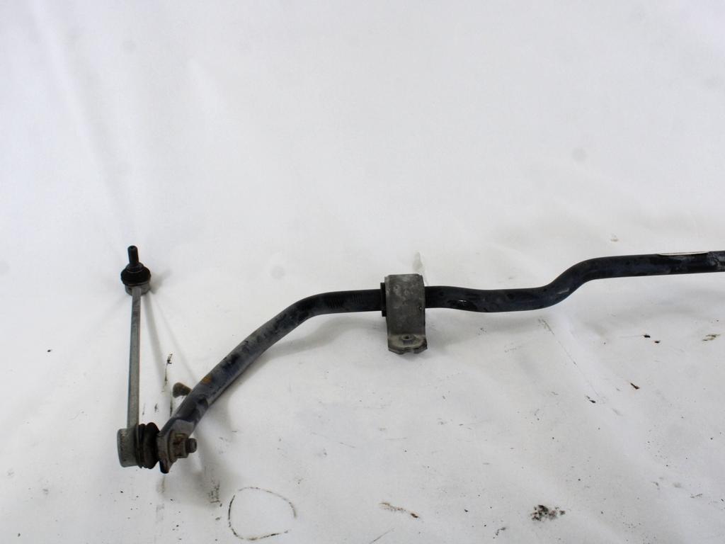 SPREDNJI STABILIZATOR OEM N. 1K0411303Q ORIGINAL REZERVNI DEL VOLKSWAGEN GOLF V 1K1 1K5 MK5 BER/SW (02/2004-11/2008) DIESEL LETNIK 2005