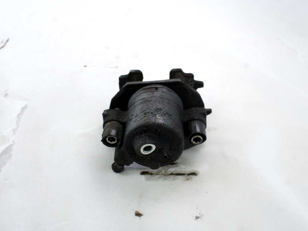 SPREDNJE DESNE ZAVORNE CELJUSTI  OEM N. 1K0615124D ORIGINAL REZERVNI DEL VOLKSWAGEN GOLF V 1K1 1K5 MK5 BER/SW (02/2004-11/2008) DIESEL LETNIK 2005