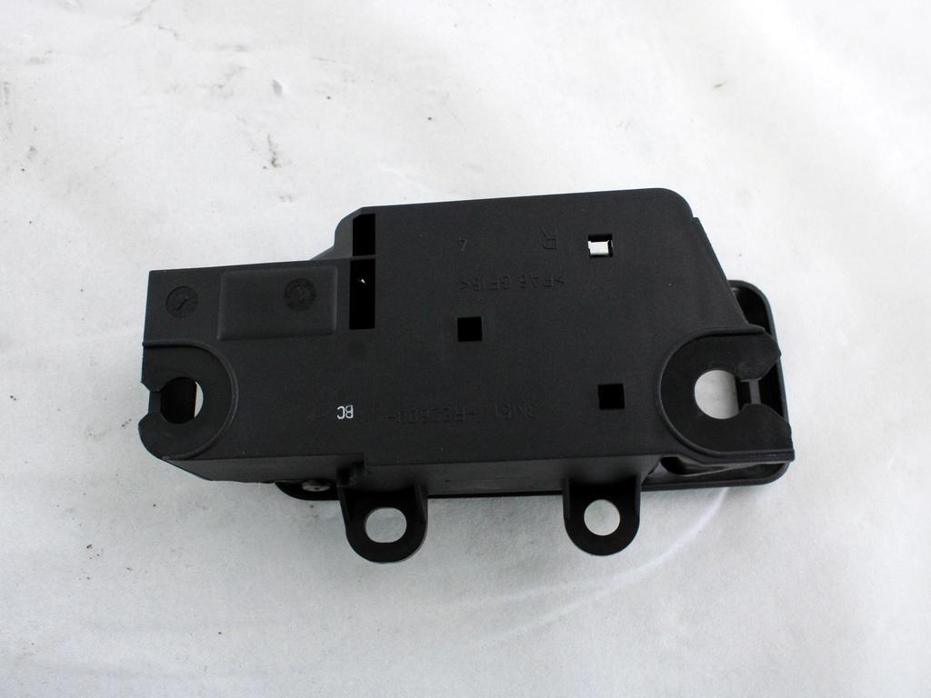 NOTRANJA KLJUKA  OEM N. 3M51-R22600-BC ORIGINAL REZERVNI DEL FORD FOCUS DA HCP DP MK2 BER/SW (2005 - 2008) DIESEL LETNIK 2006