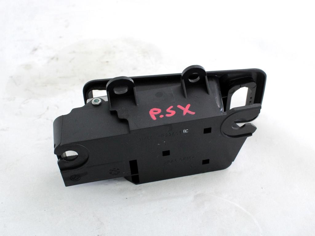 NOTRANJA KLJUKA  OEM N. 3M51-R22601-BC ORIGINAL REZERVNI DEL FORD FOCUS DA HCP DP MK2 BER/SW (2005 - 2008) DIESEL LETNIK 2006