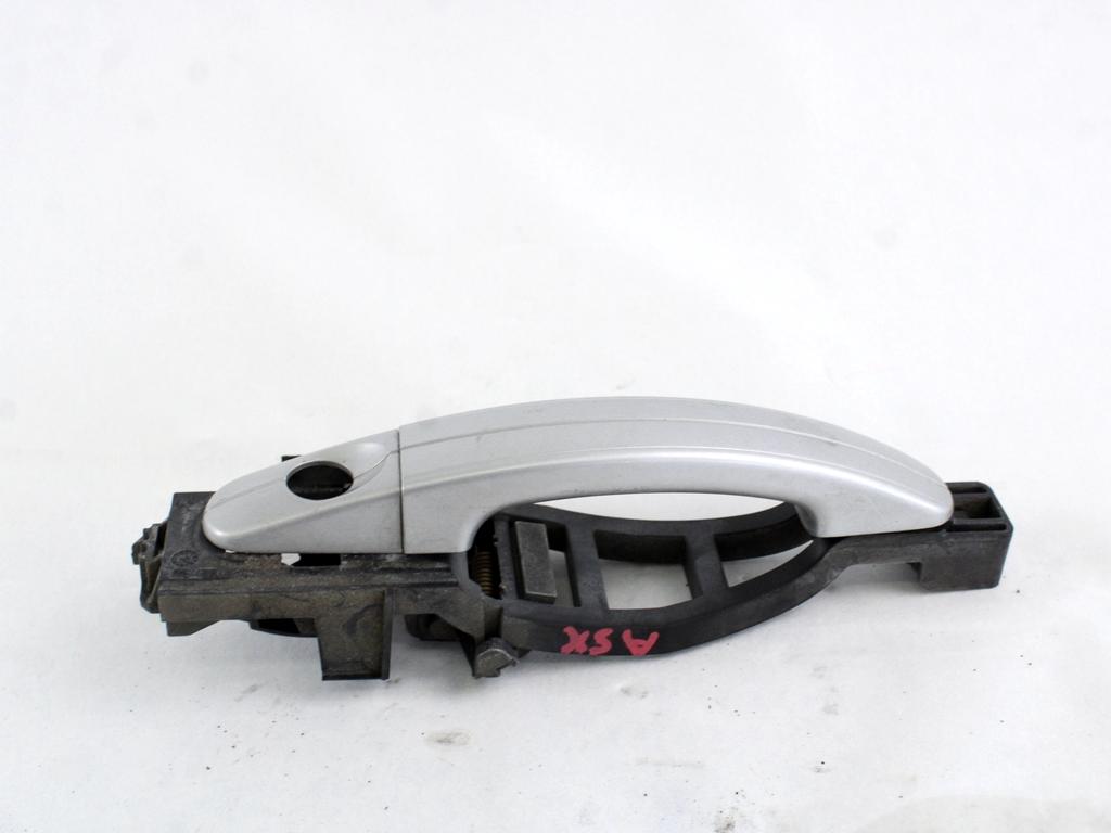 ZUNANJA KLJUKA SPREDNJA LEVA VRATA OEM N. 1437499 ORIGINAL REZERVNI DEL FORD FOCUS DA HCP DP MK2 BER/SW (2005 - 2008) DIESEL LETNIK 2006