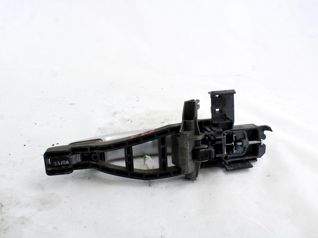 ZUNANJA KLJUKA ZADNJA DESNA VRATA OEM N. 1305822 ORIGINAL REZERVNI DEL FORD FOCUS DA HCP DP MK2 BER/SW (2005 - 2008) DIESEL LETNIK 2006