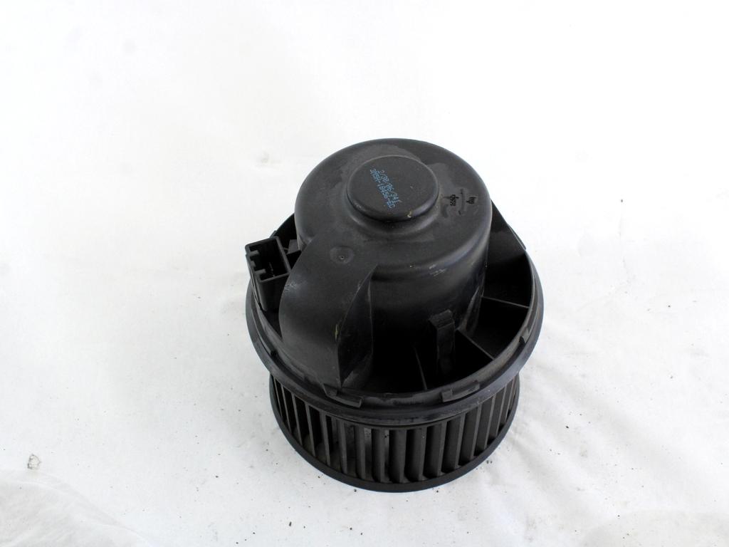 VENTILATOR  KABINE  OEM N. 3M5H-18456-EC ORIGINAL REZERVNI DEL FORD FOCUS DA HCP DP MK2 BER/SW (2005 - 2008) DIESEL LETNIK 2006