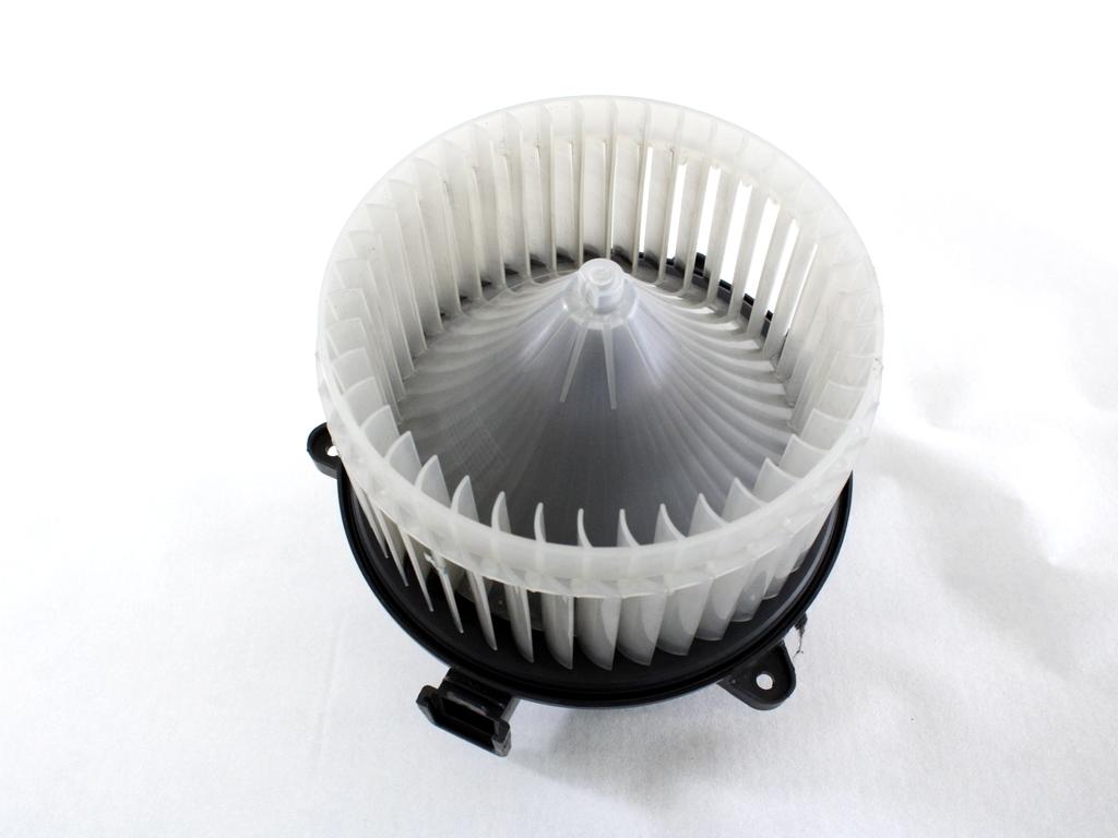 VENTILATOR  KABINE  OEM N. 13263279 ORIGINAL REZERVNI DEL OPEL MERIVA B S10 (2010 -2017)BENZINA/GPL LETNIK 2012