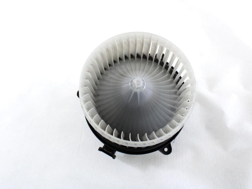 VENTILATOR  KABINE  OEM N. 13263279 ORIGINAL REZERVNI DEL OPEL MERIVA B S10 (2010 -2017)BENZINA/GPL LETNIK 2012