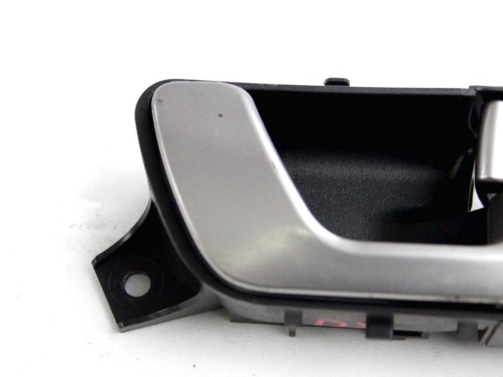 NOTRANJA KLJUKA  OEM N. MR432272 ORIGINAL REZERVNI DEL MITSUBISHI PAJERO V60 (2000 - 2007) DIESEL LETNIK 2003