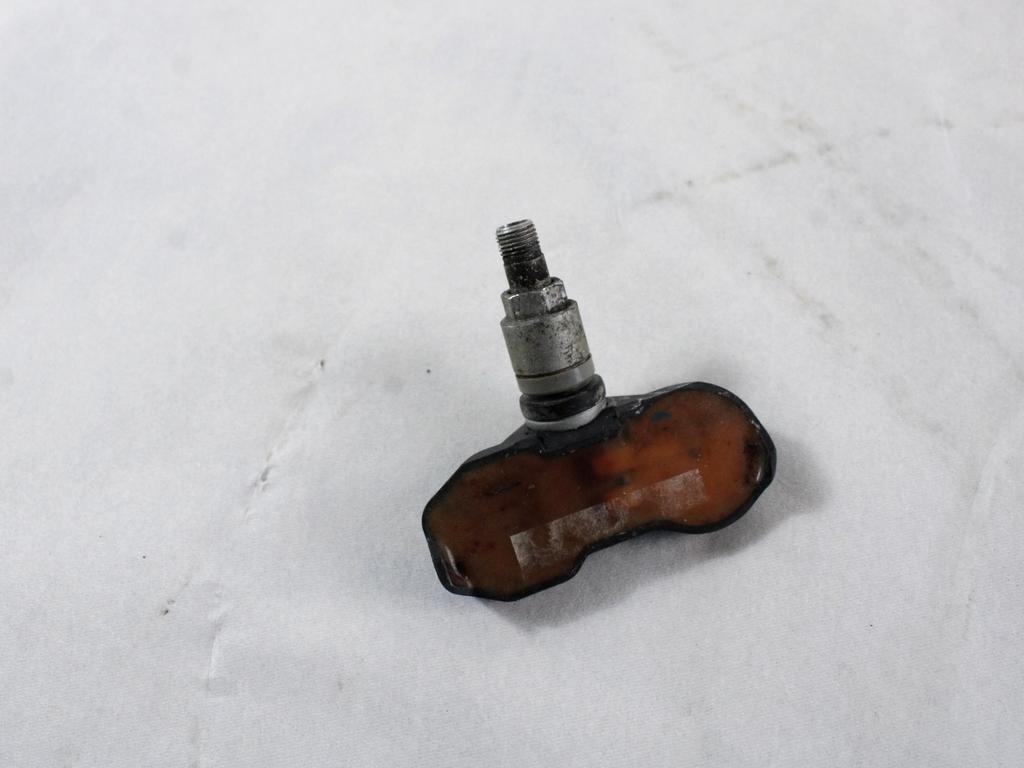 DRUGI SENZORJI OEM N. 3AA907275 ORIGINAL REZERVNI DEL VOLKSWAGEN PASSAT B7 362 365 BER/SW (10/2010 - 2015)DIESEL LETNIK 2012