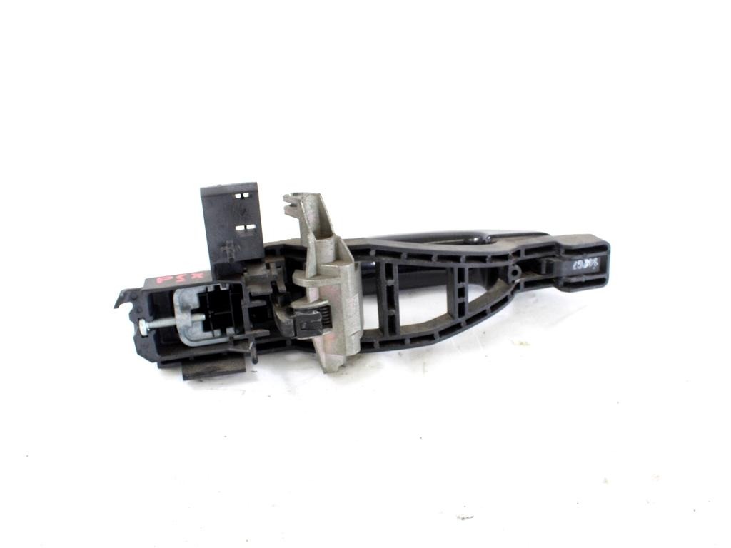 ZUNANJA KLJUKA ZADNJA LEVA VRATA OEM N. 1305822 ORIGINAL REZERVNI DEL FORD FOCUS DA HCP DP MK2 BER/SW (2005 - 2008) DIESEL LETNIK 2007