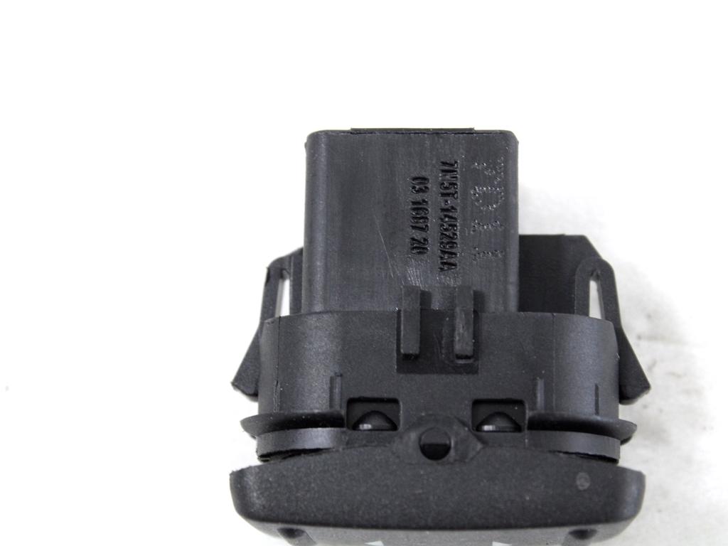 ZADNJE STIKALO OEM N. 7M5T-14529-AA ORIGINAL REZERVNI DEL FORD FOCUS DA HCP DP MK2 BER/SW (2005 - 2008) DIESEL LETNIK 2007