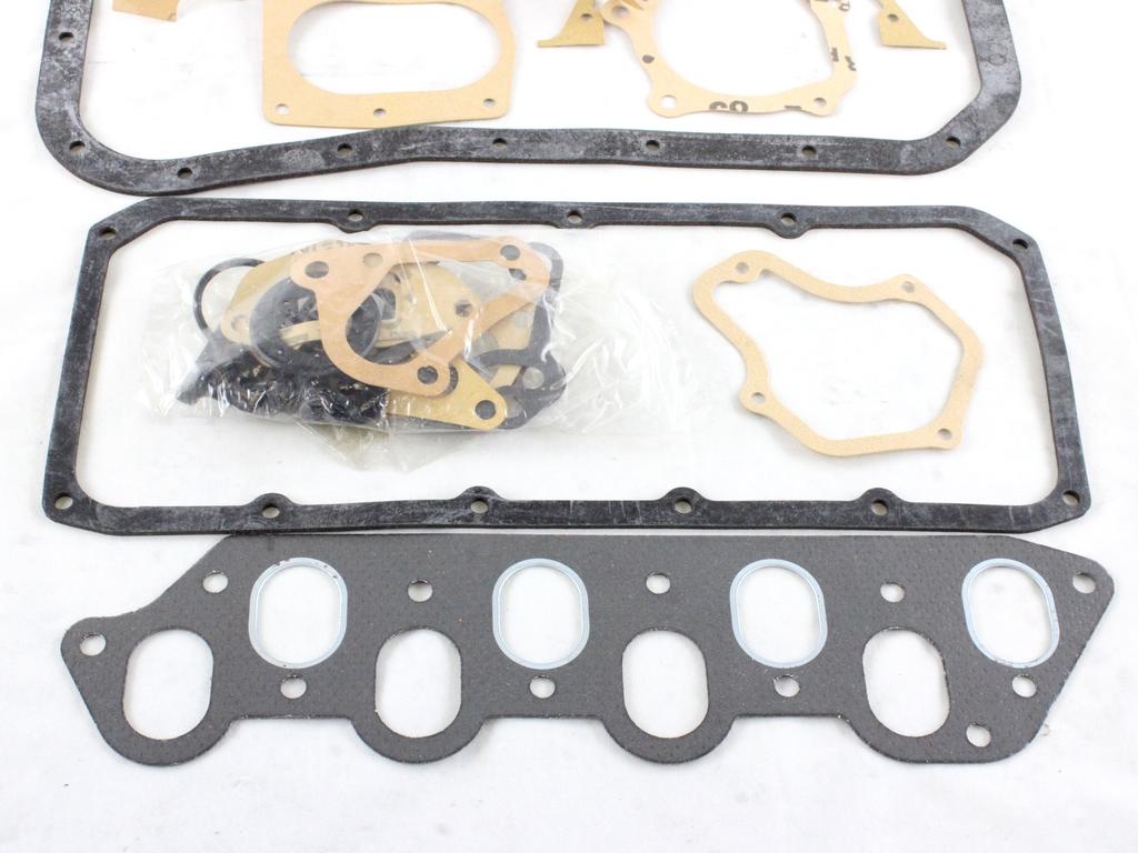 5881944 KIT GUARNIZIONI MOTORE FIAT REGATA 1.7 D BERLINA RICAMBIO NUOVO SENZA GUARNIZIONE TESTATA