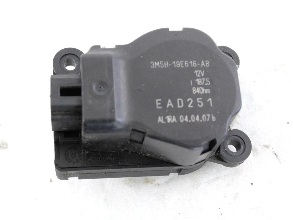 MOTORCEK OGREVANJA OEM N. 3M5H-19E616-AB ORIGINAL REZERVNI DEL FORD FOCUS DA HCP DP MK2 BER/SW (2005 - 2008) DIESEL LETNIK 2007