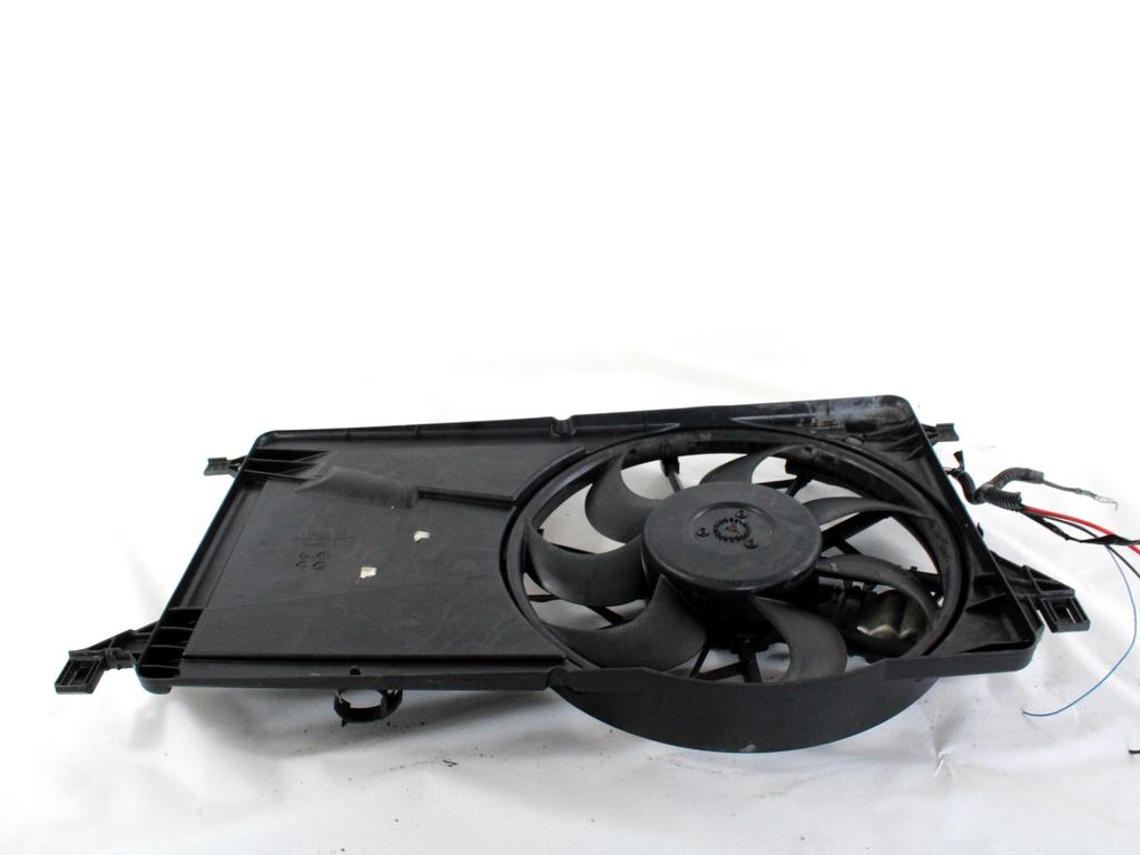 VENTILATOR HLADILNIKA OEM N. 3M5H-8C607-RH ORIGINAL REZERVNI DEL FORD FOCUS DA HCP DP MK2 BER/SW (2005 - 2008) DIESEL LETNIK 2007