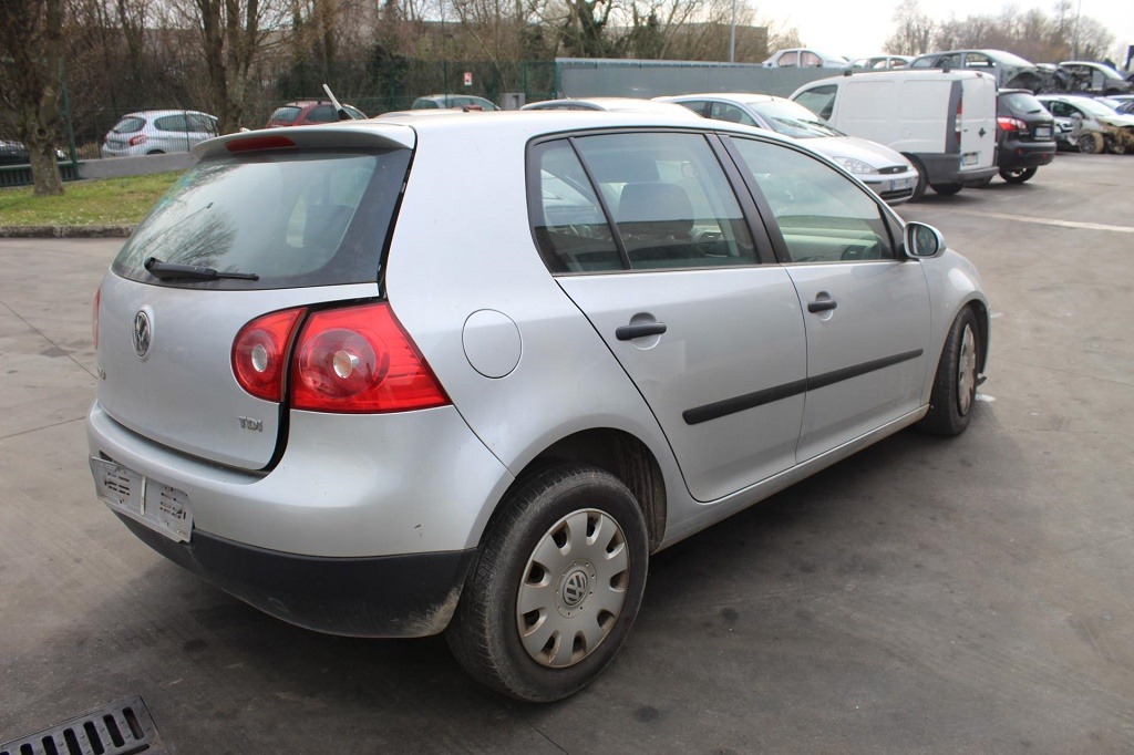 VOLKSWAGEN GOLF 5 1.9 D 77KW 5M 5P (2006) RICAMBI IN MAGAZZINO