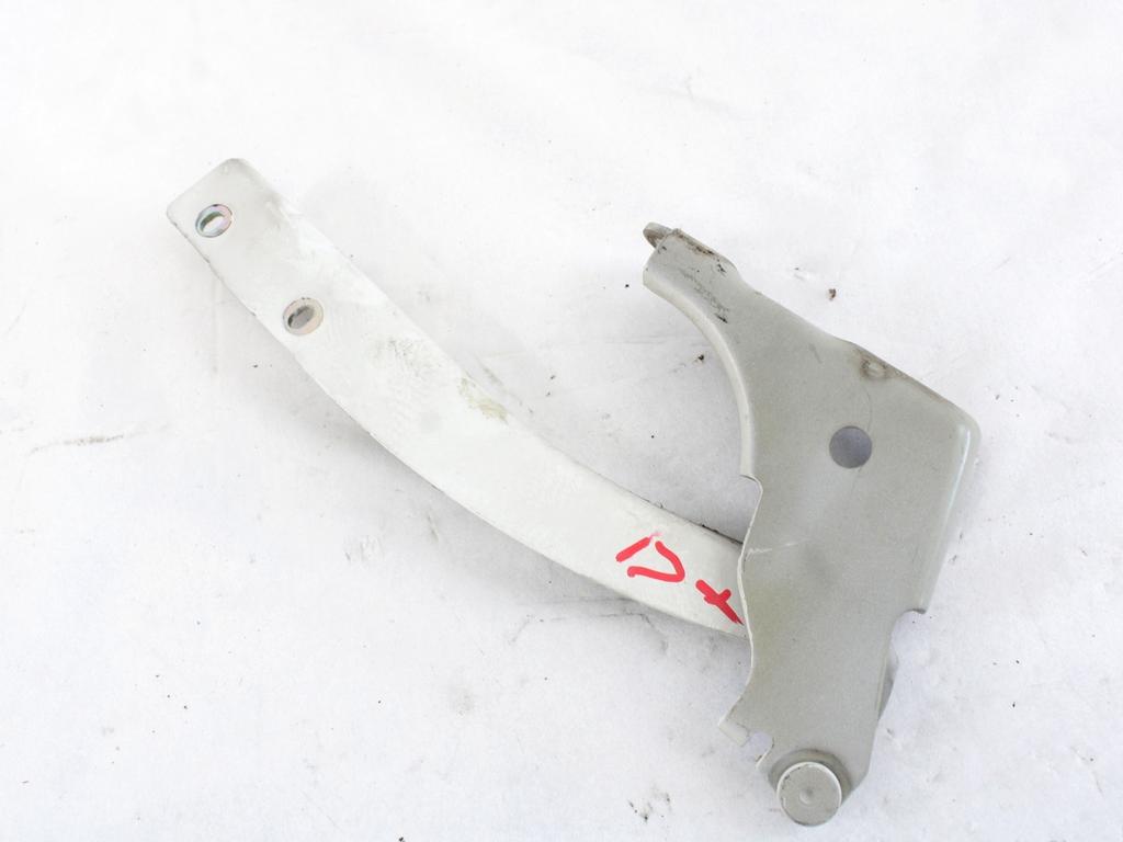 PANTI POKROVA MOTORJA OEM N. 55441 CERNIERA COFANO  ORIGINAL REZERVNI DEL FIAT PUNTO 199 MK3 (2011 - 2017)BENZINA/GPL LETNIK 2017