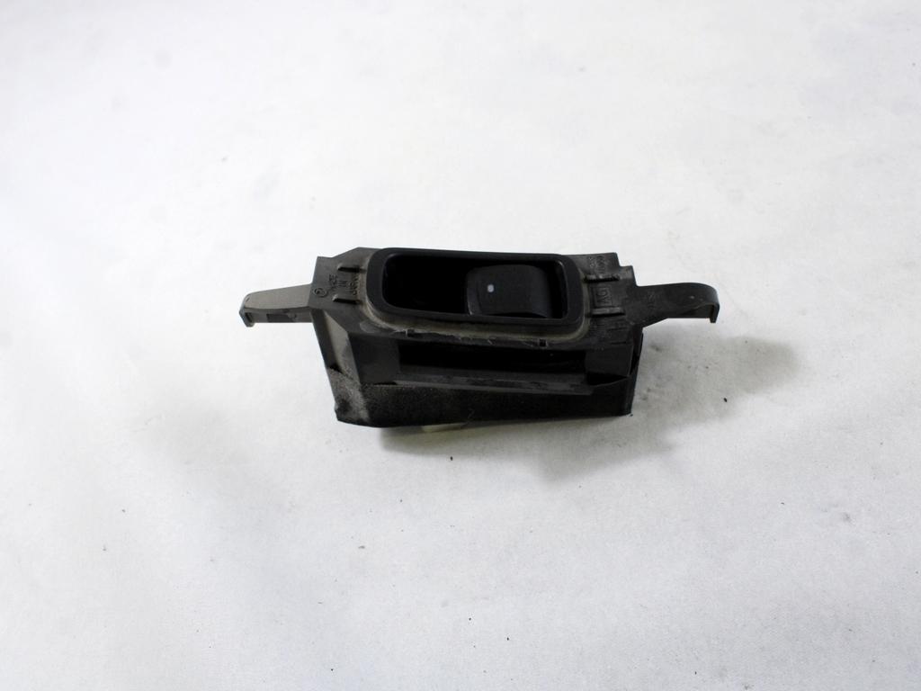 ZADNJE STIKALO OEM N. 94263AG050 ORIGINAL REZERVNI DEL SUBARU OUTBACK BP MK3 (2003 - 2009)  BENZINA/GPL LETNIK 2006