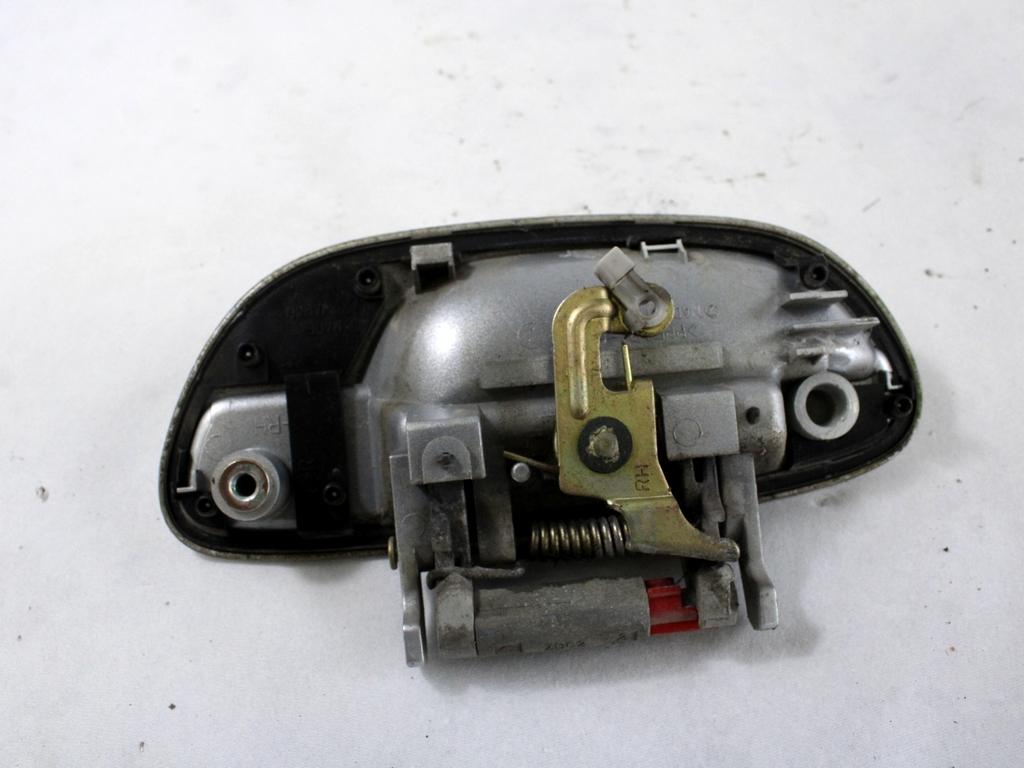 ZUNANJA KLJUKA ZADNJA DESNA VRATA OEM N. 61022AG000VW ORIGINAL REZERVNI DEL SUBARU OUTBACK BP MK3 (2003 - 2009)  BENZINA/GPL LETNIK 2006