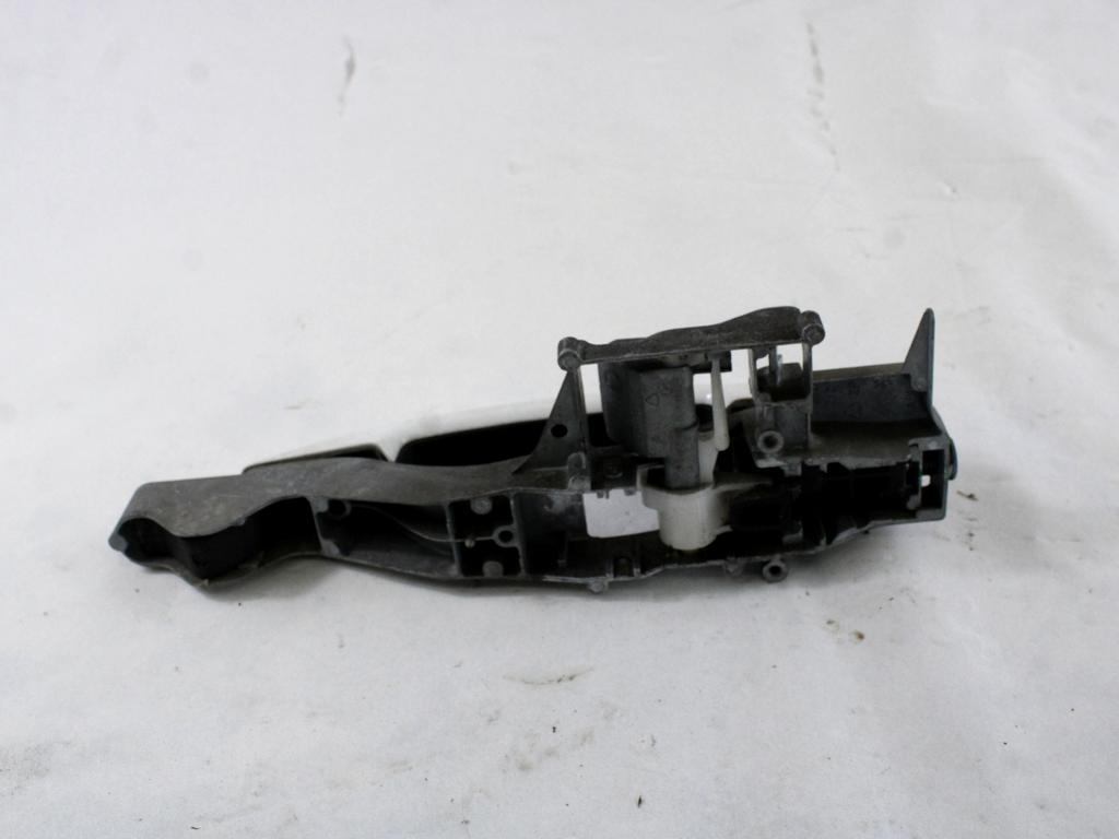 ZUNANJA KLJUKA SPREDNJA DESNA VRATA OEM N. 9101GH ORIGINAL REZERVNI DEL PEUGEOT 207 / 207 CC WA WC WD WK (2006 - 05/2009) BENZINA/GPL LETNIK 2009