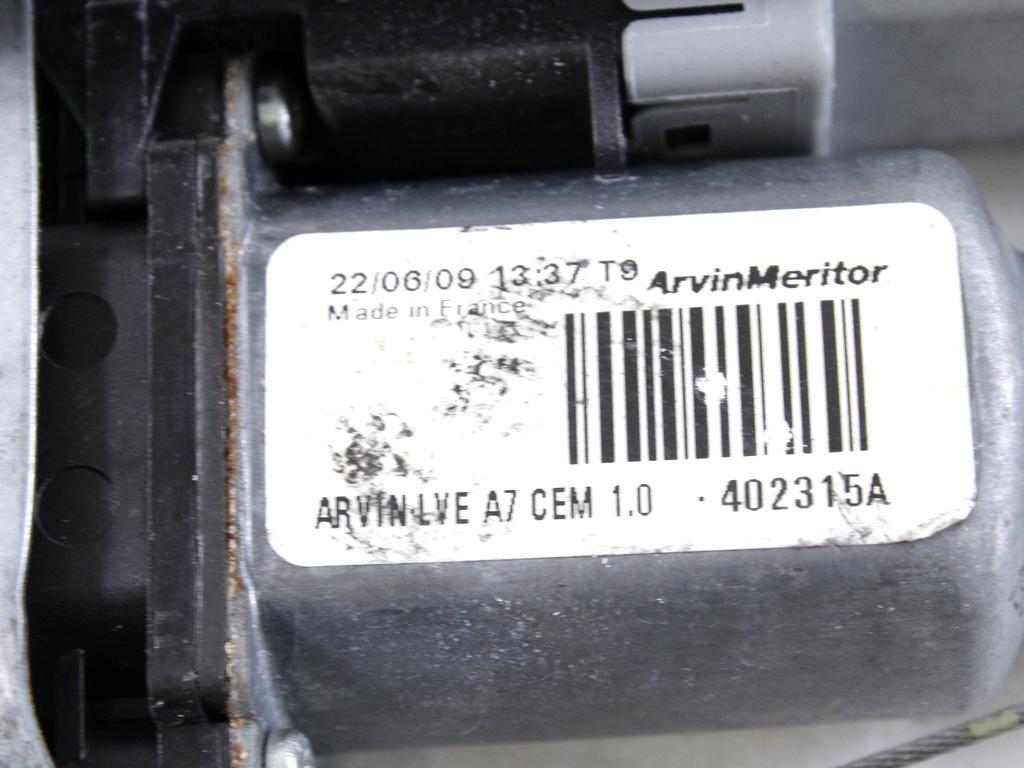 MEHANIZEM DVIGA SPREDNJIH STEKEL  OEM N. 58565 SISTEMA ALZACRISTALLO PORTA ANTERIORE ELETTR ORIGINAL REZERVNI DEL PEUGEOT 207 / 207 CC WA WC WD WK (2006 - 05/2009) BENZINA/GPL LETNIK 2009