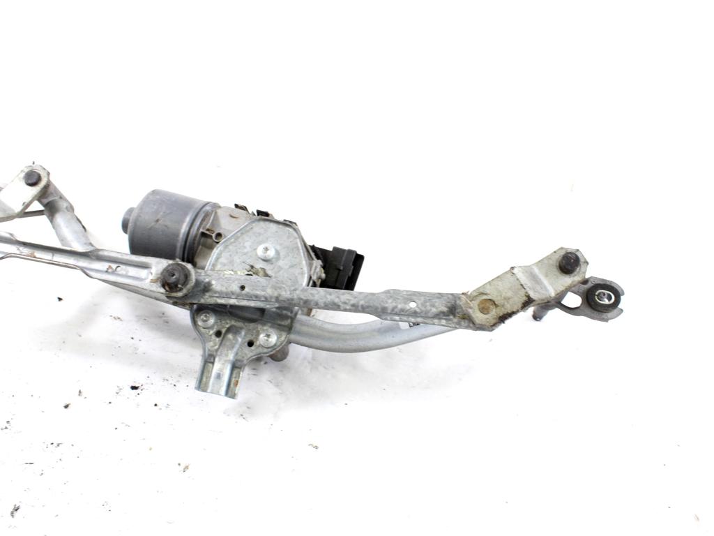 MOTORCEK PREDNJIH BRISALCEV OEM N. 9650380780 ORIGINAL REZERVNI DEL PEUGEOT 207 / 207 CC WA WC WD WK (2006 - 05/2009) BENZINA/GPL LETNIK 2009