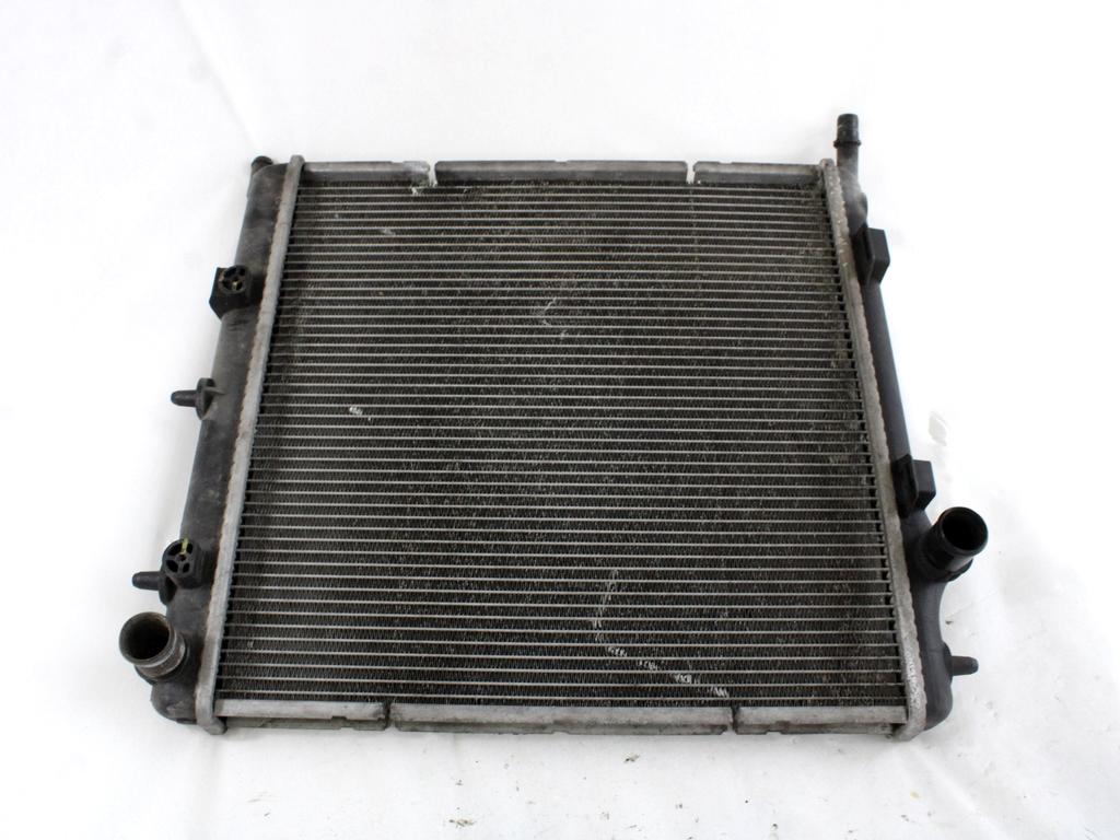 RADIATOR VODE OEM N. 9682941780 ORIGINAL REZERVNI DEL PEUGEOT 207 / 207 CC WA WC WD WK (2006 - 05/2009) BENZINA/GPL LETNIK 2009