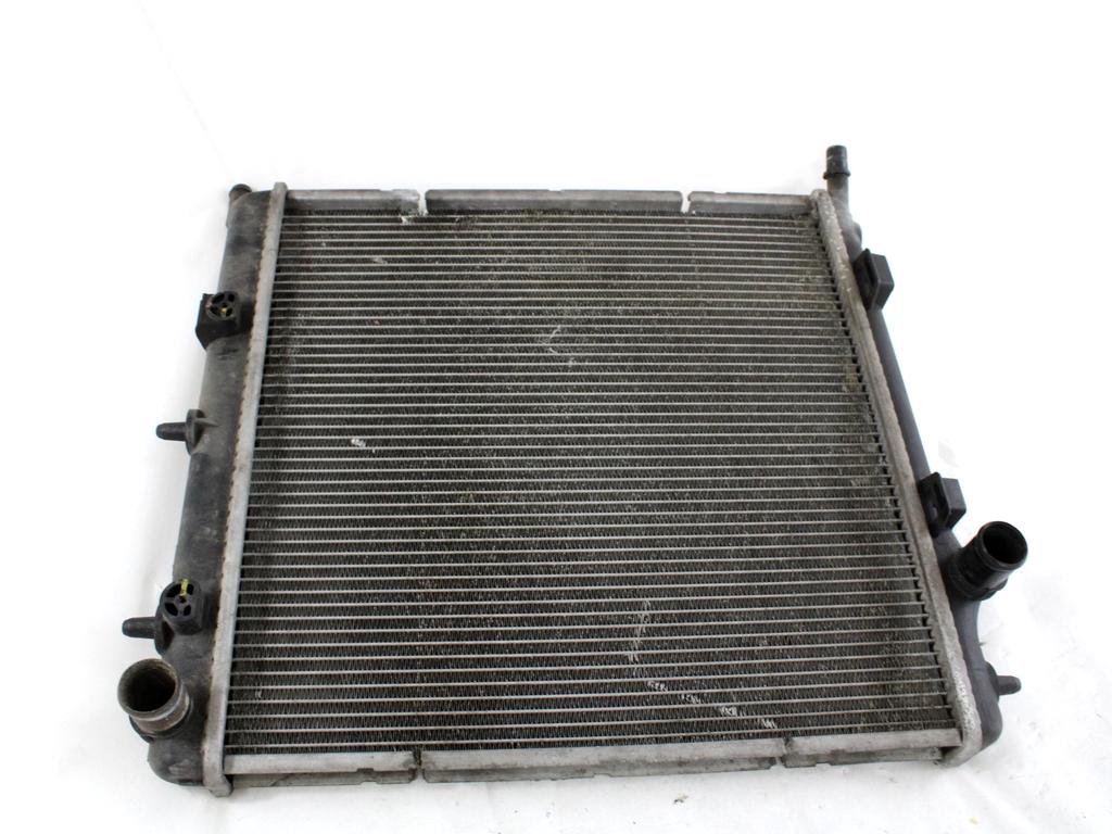 RADIATOR VODE OEM N. 9682941780 ORIGINAL REZERVNI DEL PEUGEOT 207 / 207 CC WA WC WD WK (2006 - 05/2009) BENZINA/GPL LETNIK 2009